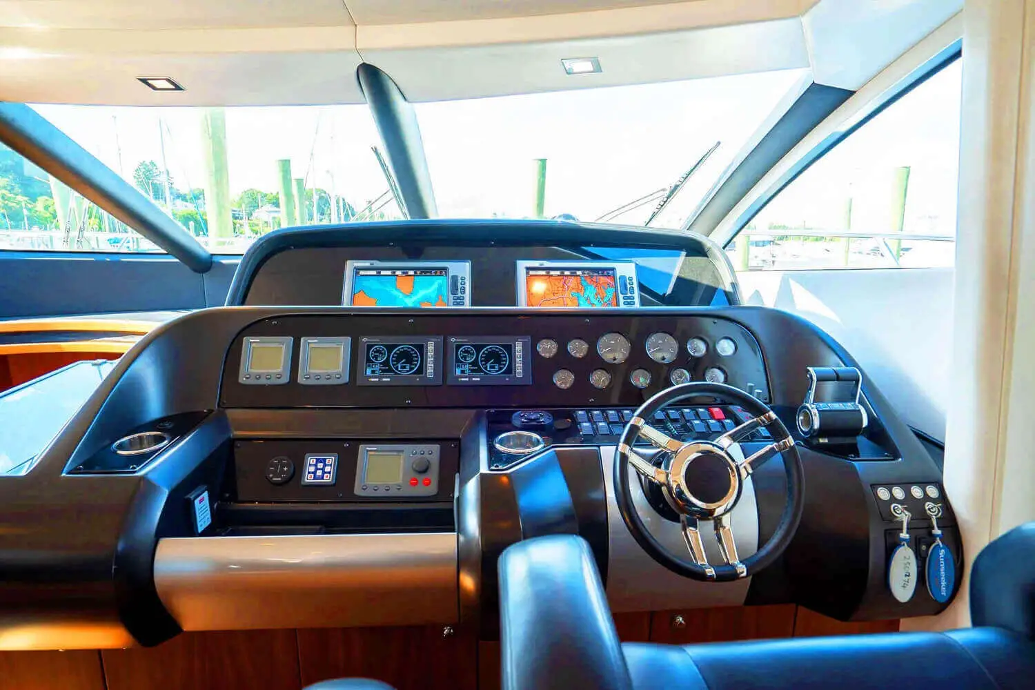 azimut s6 yacht for sale AMF interior